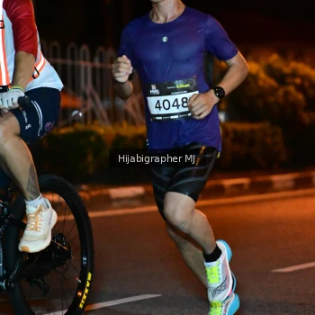 Runner Photo 1911517