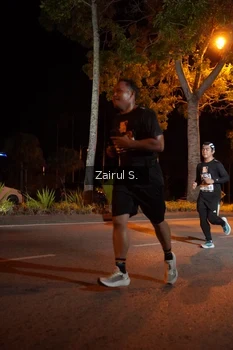 Runner Photo 1911544