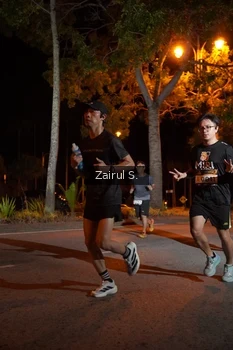 Runner Photo 1911608