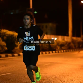 Runner Photo 1911614