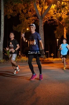Runner Photo 1911639