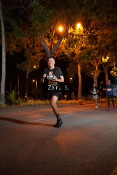 Runner Photo 1911647