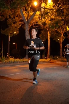 Runner Photo 1911679