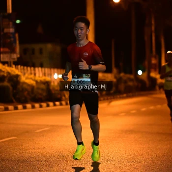 Runner Photo 1911774
