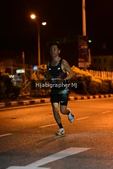 Runner Photo 1911859