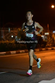 Runner Photo 1911872