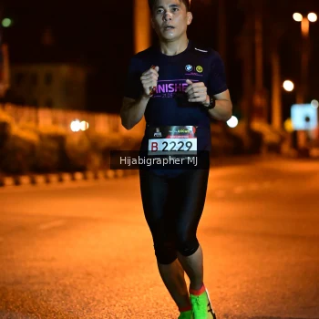 Runner Photo 1911885