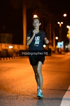 Runner Photo 1911960