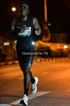 Runner Photo 1912026