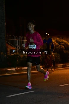 Runner Photo 1912086
