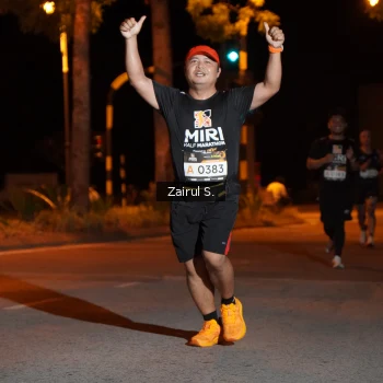 Runner Photo 1912420