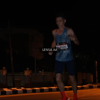 Runner Photo 1914288