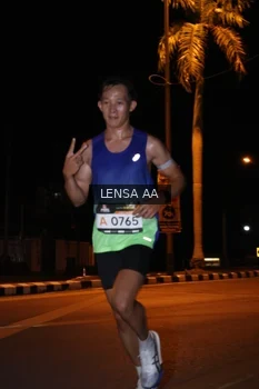 Runner Photo 1914308