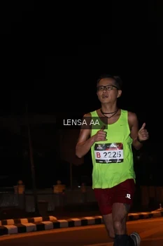 Runner Photo 1914337
