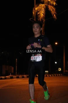Runner Photo 1914374
