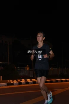 Runner Photo 1914442