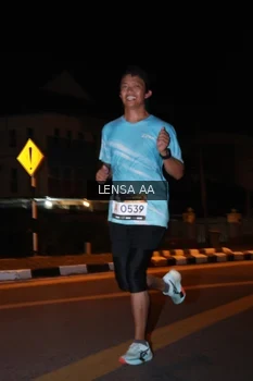 Runner Photo 1914467
