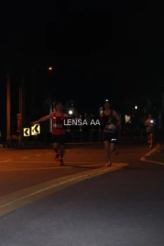 Runner Photo 1914537