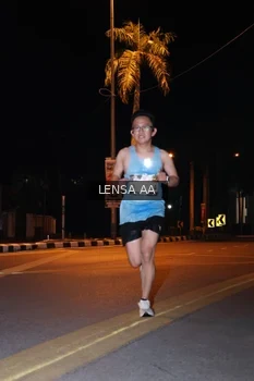 Runner Photo 1914559