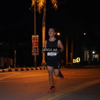 Runner Photo 1914586