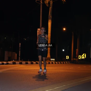 Runner Photo 1914588