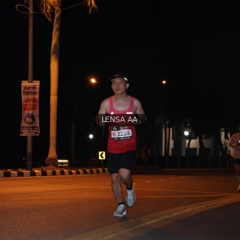 Runner Photo 1914614