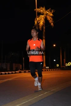 Runner Photo 1914693
