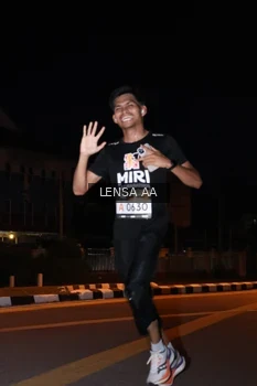 Runner Photo 1914724