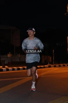 Runner Photo 1914811