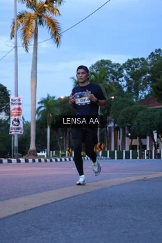 Runner Photo 1917205
