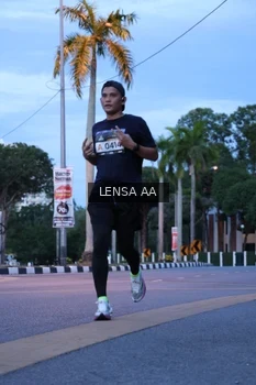 Runner Photo 1917234