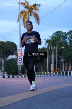 Runner Photo 1917247