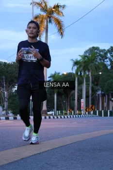 Runner Photo 1917269