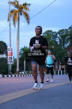 Runner Photo 1917286