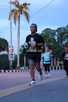 Runner Photo 1917296