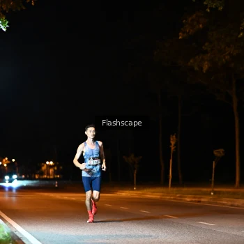 Runner Photo 1918453