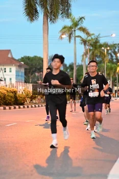 Runner Photo 1919452