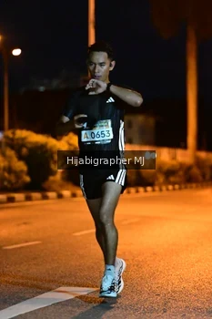 Runner Photo 1920411