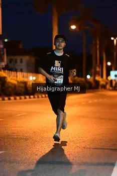 Runner Photo 1921118