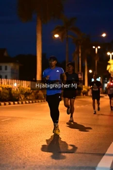 Runner Photo 1921575