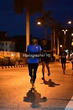 Runner Photo 1921579