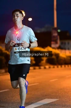 Runner Photo 1921654