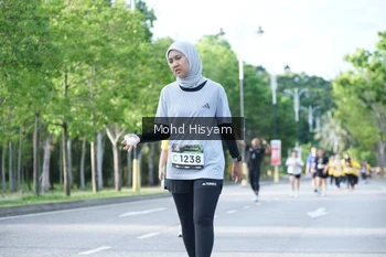 Runner Photo 1921673