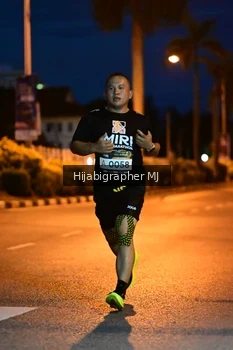 Runner Photo 1921677