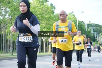 Runner Photo 1921744