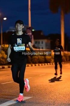 Runner Photo 1921783