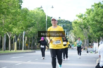 Runner Photo 1921803