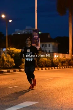 Runner Photo 1921809