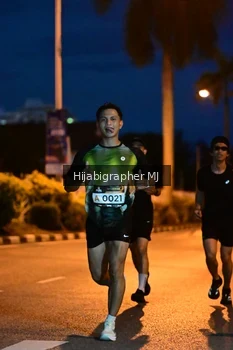 Runner Photo 1921860