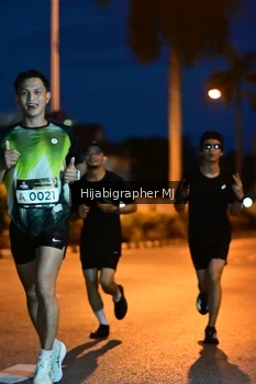 Runner Photo 1921876